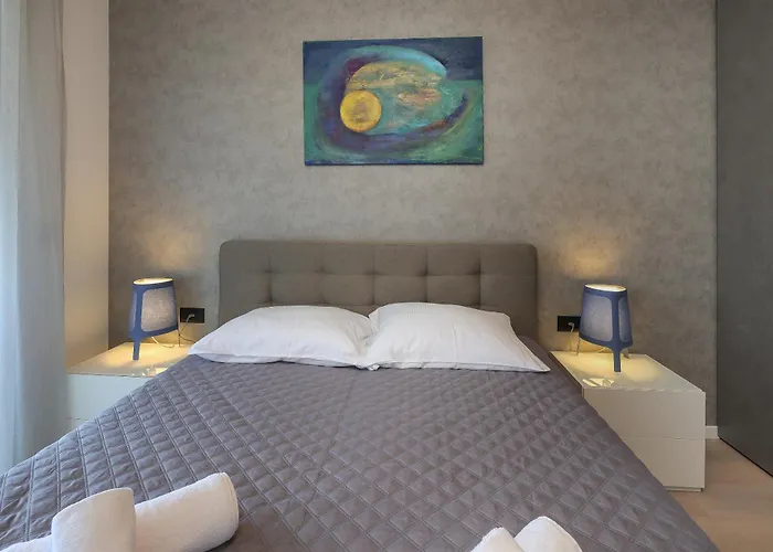 Luxury Twin 奥帕提亚